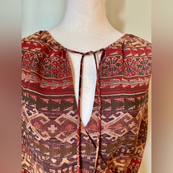 BCBGeneration-Red Sleeveless Romper for Casual Resort Wear-Size M - Picture 5 of 7